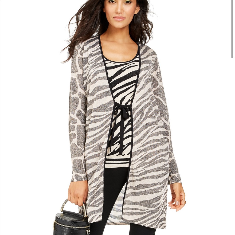 Zebra Completer Sweater - Picture 2 of 12